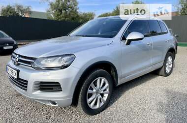 Позашляховик / Кросовер Volkswagen Touareg 2012 в Сумах