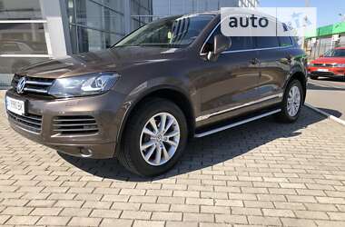 Позашляховик / Кросовер Volkswagen Touareg 2012 в Полтаві