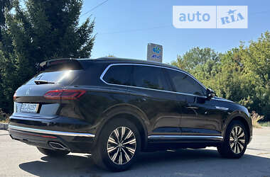 Внедорожник / Кроссовер Volkswagen Touareg 2018 в Бердичеве