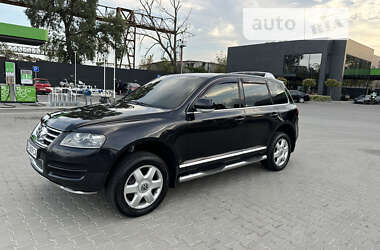 Позашляховик / Кросовер Volkswagen Touareg 2006 в Києві