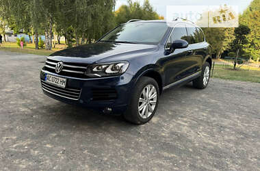 Позашляховик / Кросовер Volkswagen Touareg 2012 в Хмельницькому