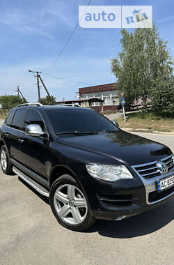 Внедорожник / Кроссовер Volkswagen Touareg 2007 в Любомле