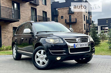 Позашляховик / Кросовер Volkswagen Touareg 2007 в Івано-Франківську