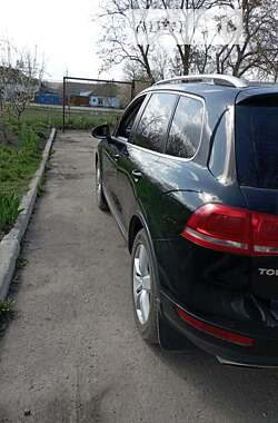 Внедорожник / Кроссовер Volkswagen Touareg 2010 в Еланце