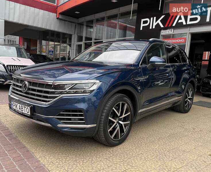 Позашляховик / Кросовер Volkswagen Touareg 2020 в Львові