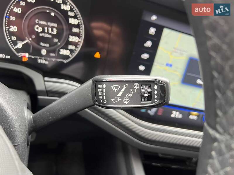 Позашляховик / Кросовер Volkswagen Touareg 2020 в Львові