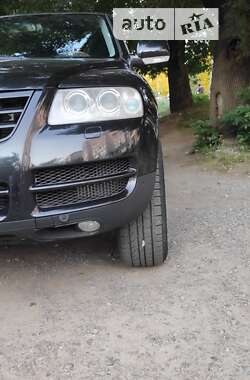 Внедорожник / Кроссовер Volkswagen Touareg 2006 в Бердичеве