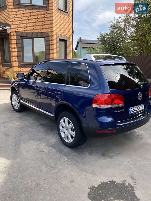 Внедорожник / Кроссовер Volkswagen Touareg 2005 в Виннице