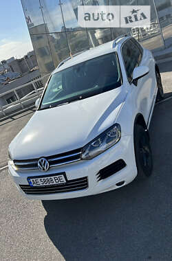 Позашляховик / Кросовер Volkswagen Touareg 2012 в Дніпрі