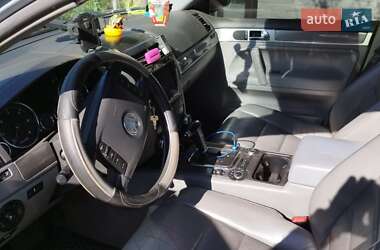 Внедорожник / Кроссовер Volkswagen Touareg 2004 в 