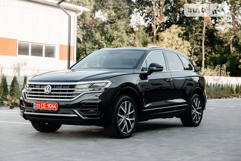 Внедорожник / Кроссовер Volkswagen Touareg 2018 в Луцке