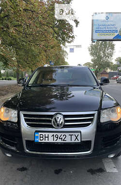 Позашляховик / Кросовер Volkswagen Touareg 2008 в Одесі