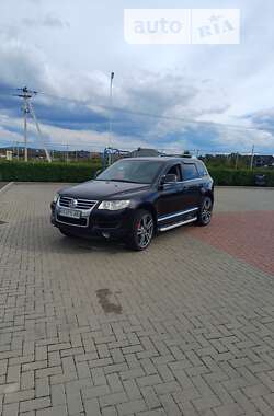 Внедорожник / Кроссовер Volkswagen Touareg 2008 в Хусте