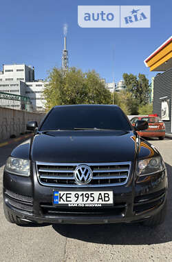 Внедорожник / Кроссовер Volkswagen Touareg 2005 в Днепре