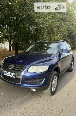 Внедорожник / Кроссовер Volkswagen Touareg 2007 в Сумах