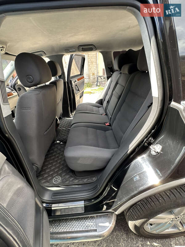 Позашляховик / Кросовер Volkswagen Touareg 2006 в Тернополі