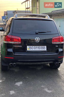 Внедорожник / Кроссовер Volkswagen Touareg 2006 в 