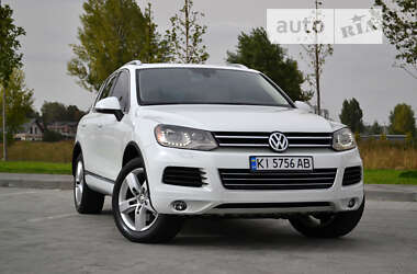 Внедорожник / Кроссовер Volkswagen Touareg 2012 в Киеве