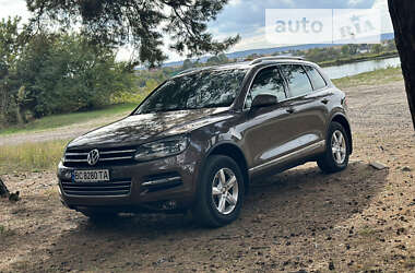 Позашляховик / Кросовер Volkswagen Touareg 2012 в Львові