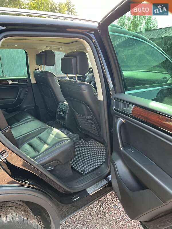 Позашляховик / Кросовер Volkswagen Touareg 2016 в Овручі фото 16 Позашляховик / Кросовер Volkswagen Touareg 2016 в Овручі