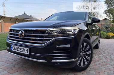 Внедорожник / Кроссовер Volkswagen Touareg 2018 в Умани