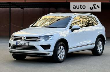 Внедорожник / Кроссовер Volkswagen Touareg 2015 в Одессе