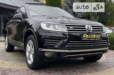 Внедорожник / Кроссовер Volkswagen Touareg 2015 в Львове