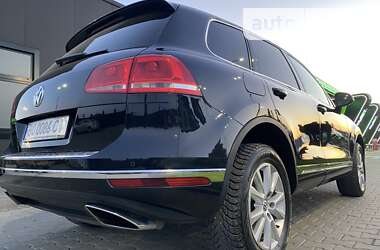 Внедорожник / Кроссовер Volkswagen Touareg 2015 в Тернополе