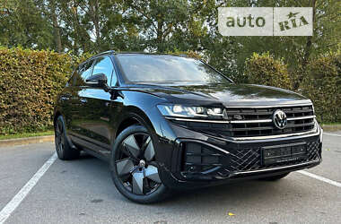 Внедорожник / Кроссовер Volkswagen Touareg 2024 в Киеве