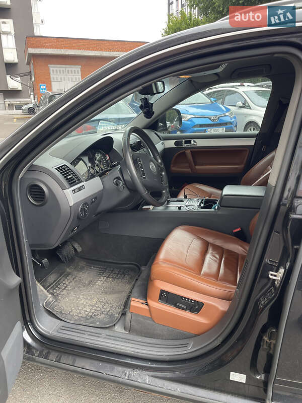 Внедорожник / Кроссовер Volkswagen Touareg 2007 в Киеве
