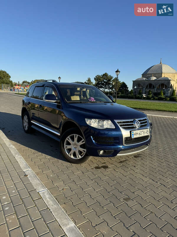 Позашляховик / Кросовер Volkswagen Touareg 2007 в Ізмаїлі