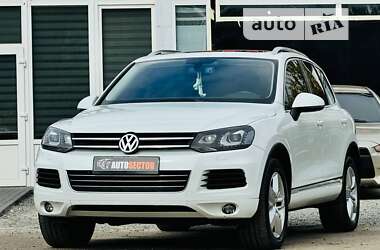 Внедорожник / Кроссовер Volkswagen Touareg 2013 в Харькове