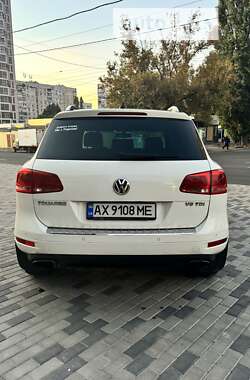 Внедорожник / Кроссовер Volkswagen Touareg 2011 в Харькове