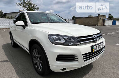 Позашляховик / Кросовер Volkswagen Touareg 2011 в Києві