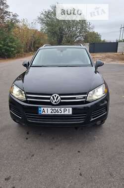 Внедорожник / Кроссовер Volkswagen Touareg 2011 в Харькове