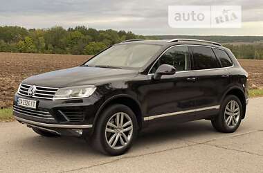 Внедорожник / Кроссовер Volkswagen Touareg 2016 в Умани