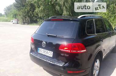 Внедорожник / Кроссовер Volkswagen Touareg 2013 в Тернополе