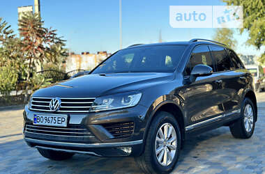 Внедорожник / Кроссовер Volkswagen Touareg 2016 в Тернополе