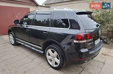 Позашляховик / Кросовер Volkswagen Touareg 2007 в 
