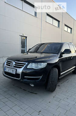 Позашляховик / Кросовер Volkswagen Touareg 2007 в Івано-Франківську