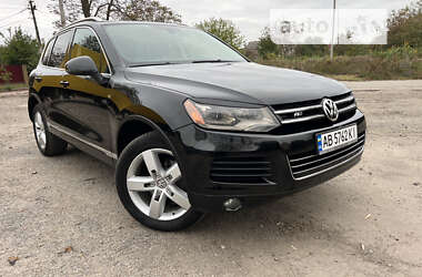 Внедорожник / Кроссовер Volkswagen Touareg 2011 в Киеве