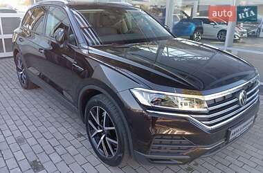 Позашляховик / Кросовер Volkswagen Touareg 2021 в Києві