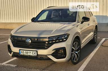 Позашляховик / Кросовер Volkswagen Touareg 2022 в Вінниці