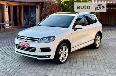 Позашляховик / Кросовер Volkswagen Touareg 2014 в Мукачевому