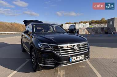 Позашляховик / Кросовер Volkswagen Touareg 2018 в Броварах