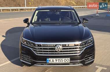 Позашляховик / Кросовер Volkswagen Touareg 2018 в Броварах