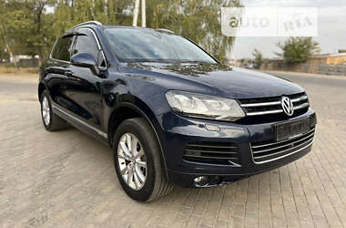 Позашляховик / Кросовер Volkswagen Touareg 2011 в Охтирці