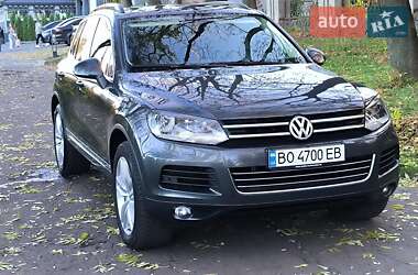 Позашляховик / Кросовер Volkswagen Touareg 2013 в Чернівцях