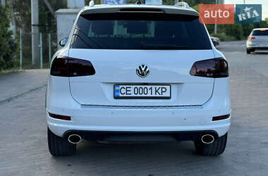 Позашляховик / Кросовер Volkswagen Touareg 2013 в Чернівцях