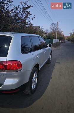 Позашляховик / Кросовер Volkswagen Touareg 2004 в Одесі